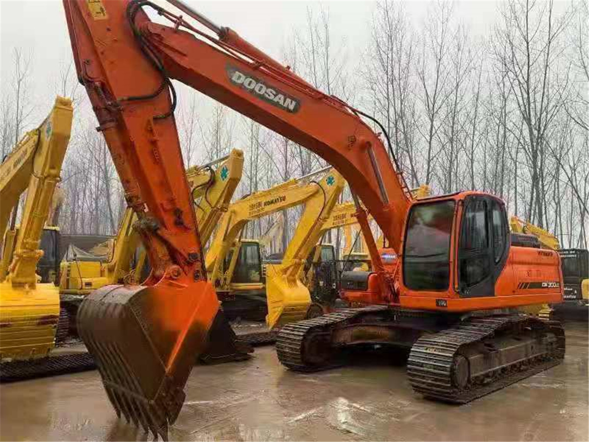 DOOSAN Excavator DX300 Click Here for Discount - Экскаватор: фото 1 DOOSAN Excavator DX300 Click Here for Discount - Экскаватор: фото 1