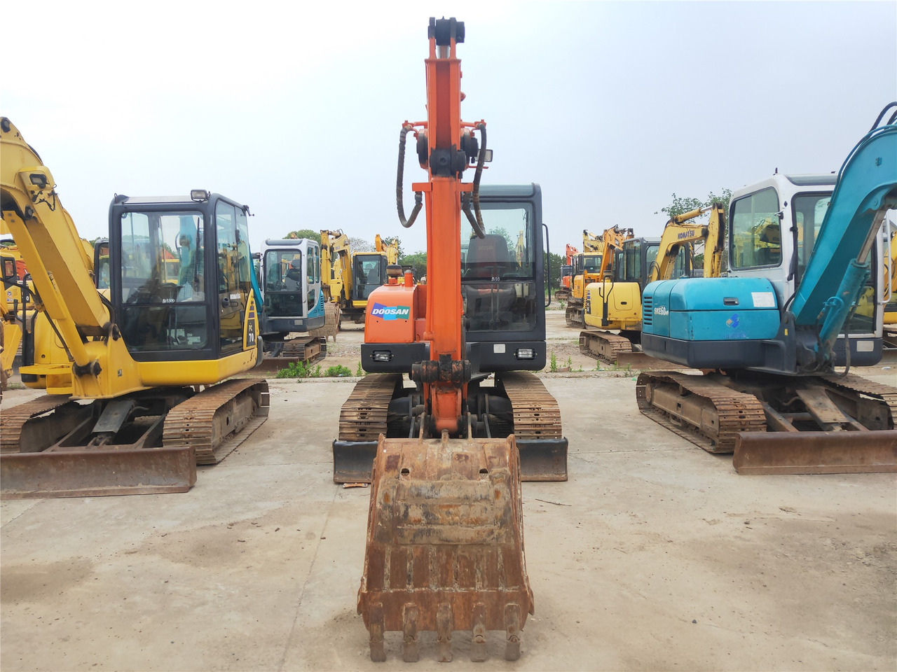 Doosan Crawler Excavator DH55 Good Condition Click for Discount - Гусеничный экскаватор: фото 5 Doosan Crawler Excavator DH55 Good Condition Click for Discount - Гусеничный экскаватор: фото 5