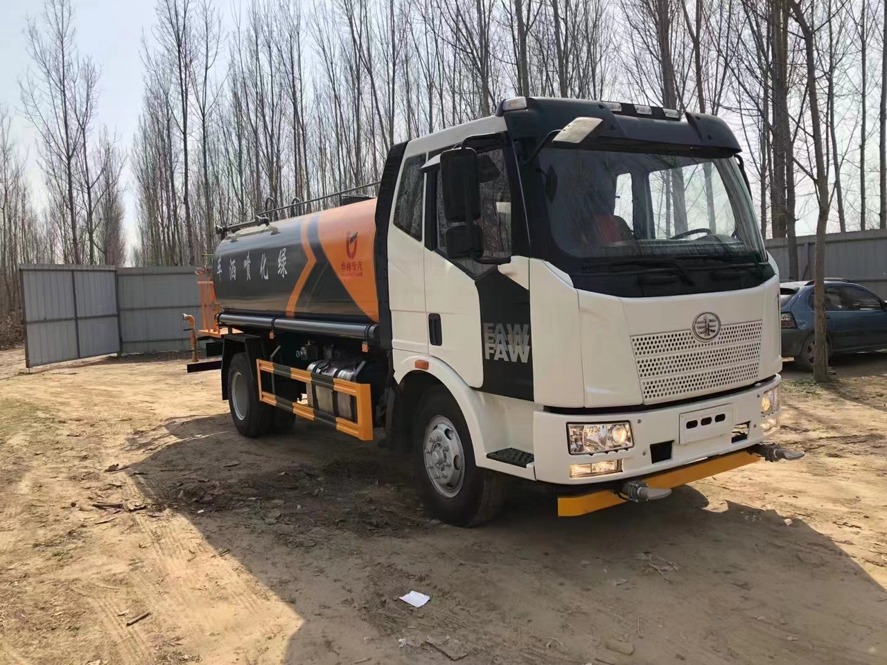 FAW Water Tanker ClickHere For DISCOUNT - Грузовик-цистерна: фото 1 FAW Water Tanker ClickHere For DISCOUNT - Грузовик-цистерна: фото 1