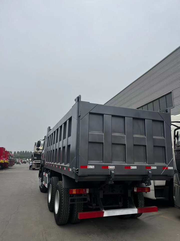 SINOTRUK HOWO Dump Truck 6x4 Click for Discount - Грузовик: фото 5 SINOTRUK HOWO Dump Truck 6x4 Click for Discount - Грузовик: фото 5
