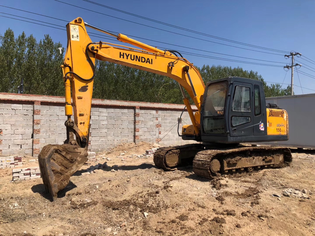 HYUNDAI R150LC - Гусеничный экскаватор: фото 1 HYUNDAI R150LC - Гусеничный экскаватор: фото 1
