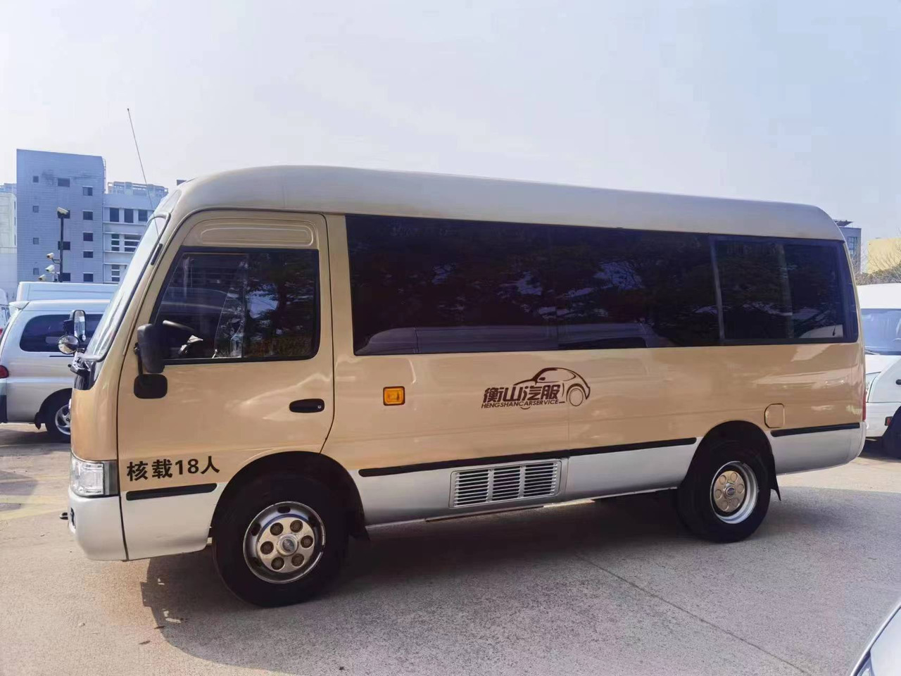 Higer 18-Seater Coach - Туристический автобус: фото 3 Higer 18-Seater Coach - Туристический автобус: фото 3
