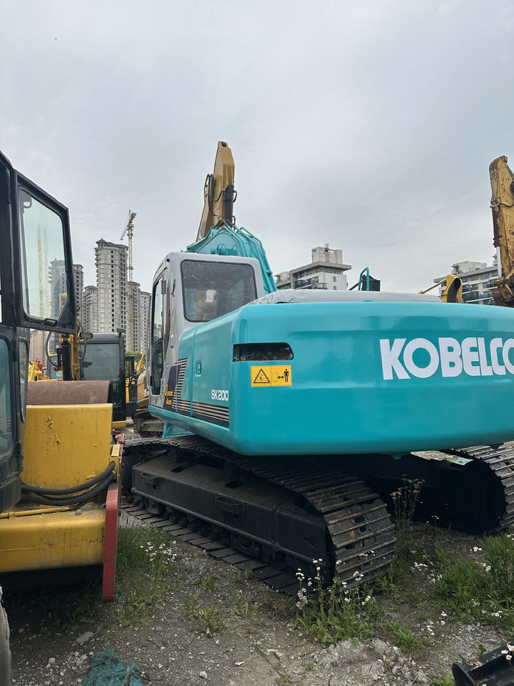 Hitachi Excavator SK200 Click for Discount - Гусеничный экскаватор: фото 3 Hitachi Excavator SK200 Click for Discount - Гусеничный экскаватор: фото 3