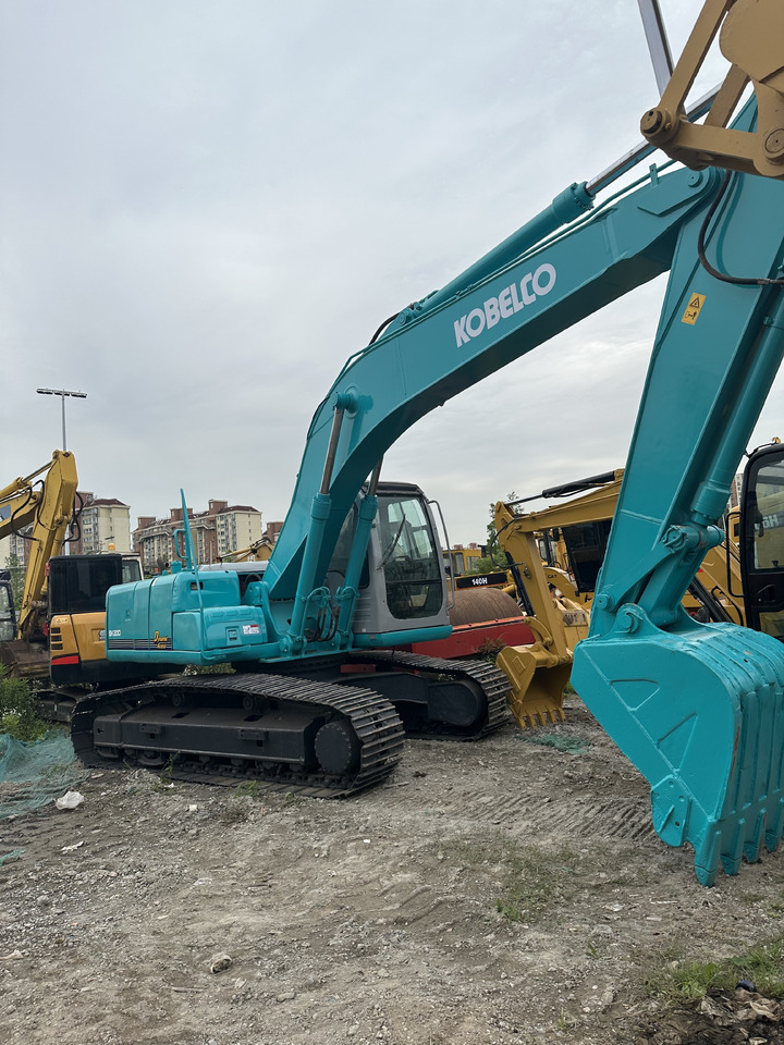 Hitachi Excavator SK200 Click for Discount - Гусеничный экскаватор: фото 1 Hitachi Excavator SK200 Click for Discount - Гусеничный экскаватор: фото 1