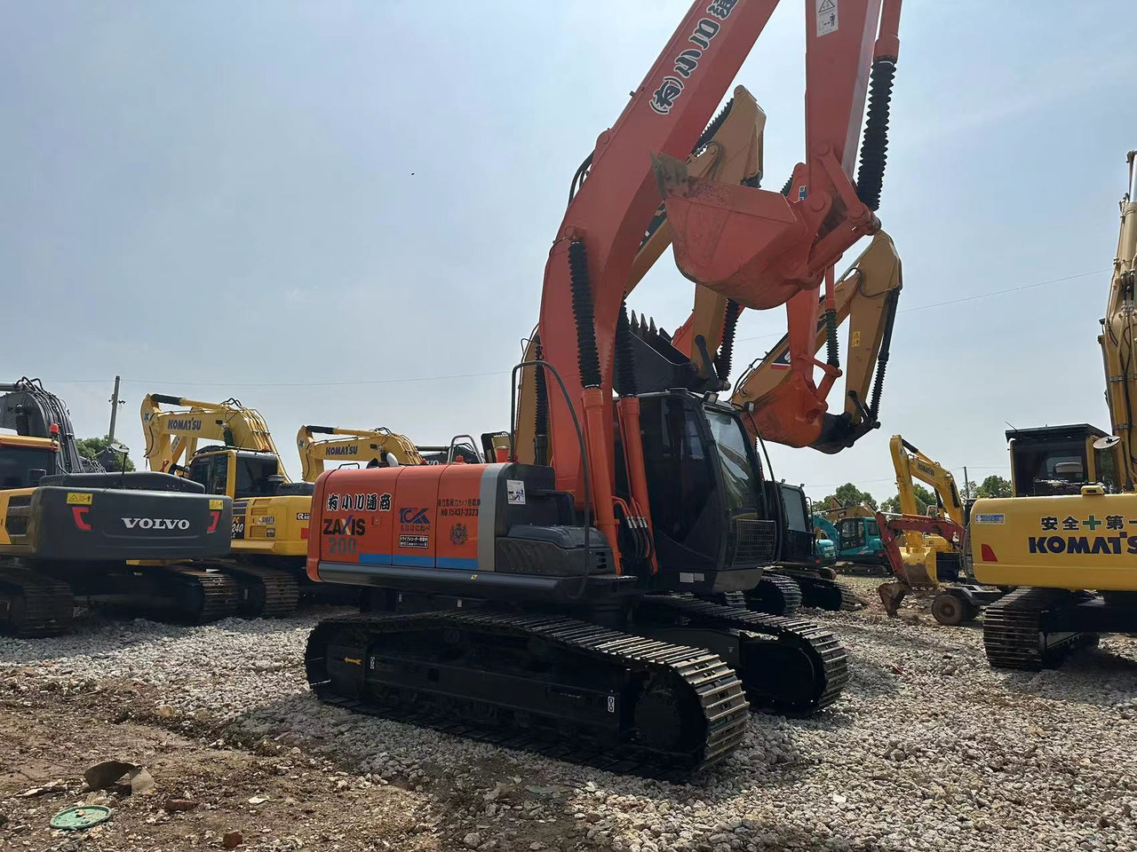 Гусеничный экскаватор Hitachi ZX200 Excavator Click for Discount: фото 6 Гусеничный экскаватор Hitachi ZX200 Excavator Click for Discount: фото 6