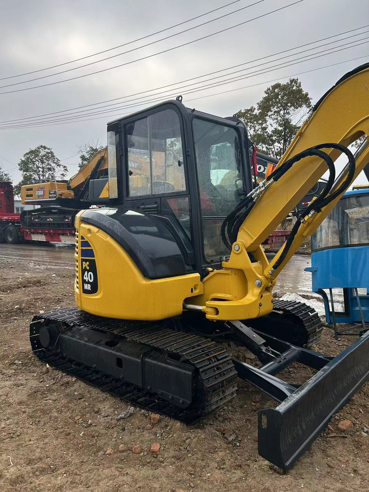 KOMATSU Mini Excavator PC40 With Enclosed Cab - Мини-экскаватор: фото 5 KOMATSU Mini Excavator PC40 With Enclosed Cab - Мини-экскаватор: фото 5