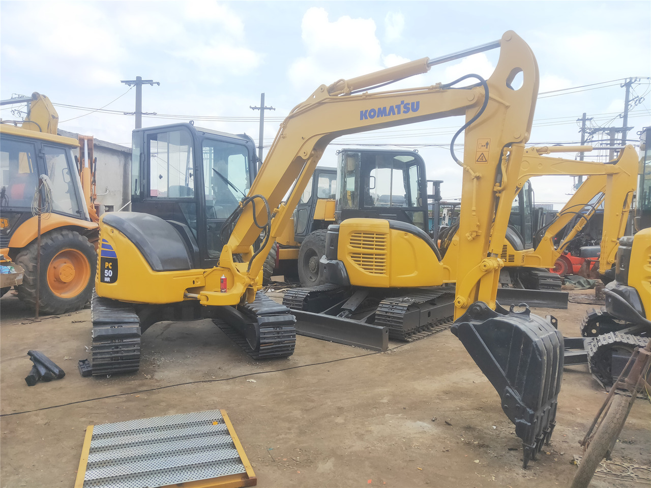 KOMATSU Mini Excavator PC50MR - Мини-экскаватор: фото 2 KOMATSU Mini Excavator PC50MR - Мини-экскаватор: фото 2