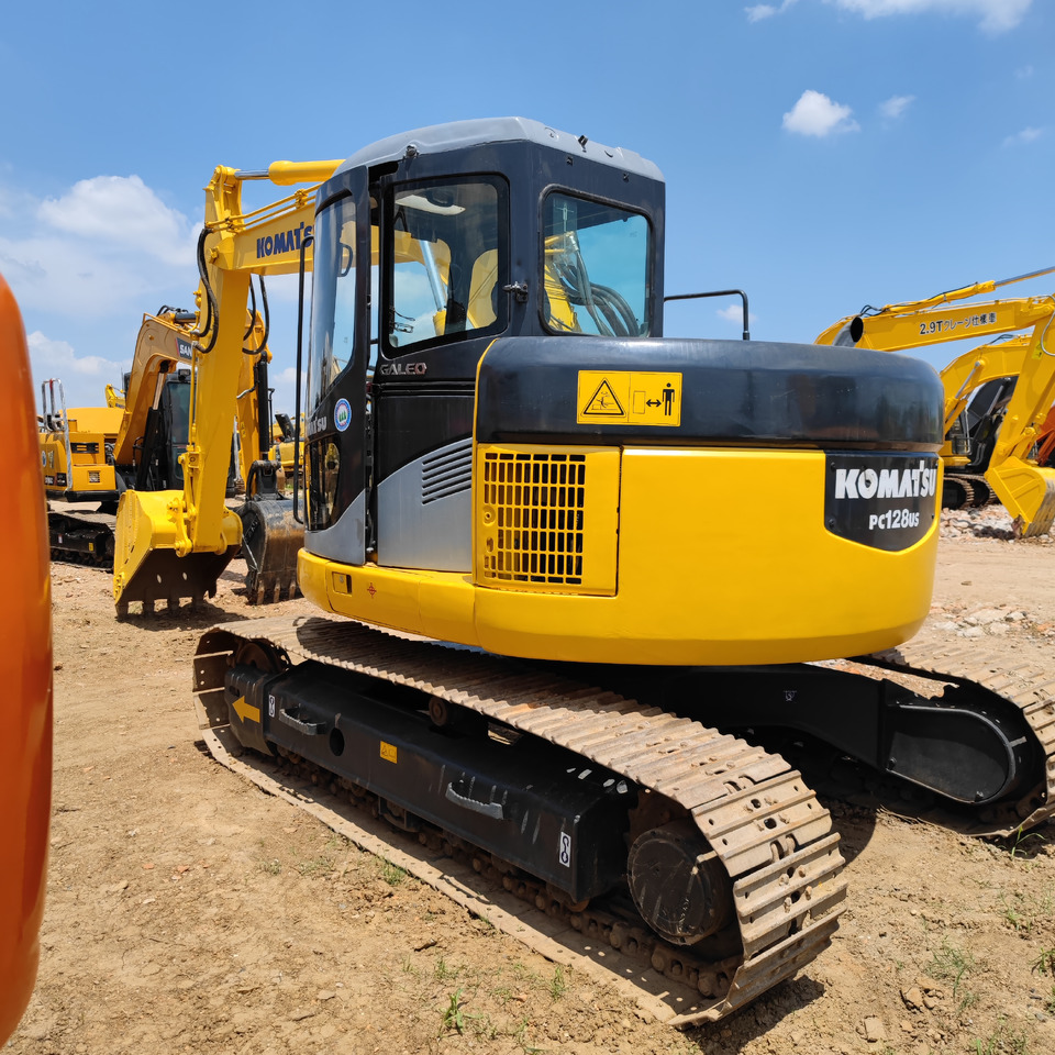 KOMATSU PC128US - Гусеничный экскаватор: фото 5 KOMATSU PC128US - Гусеничный экскаватор: фото 5