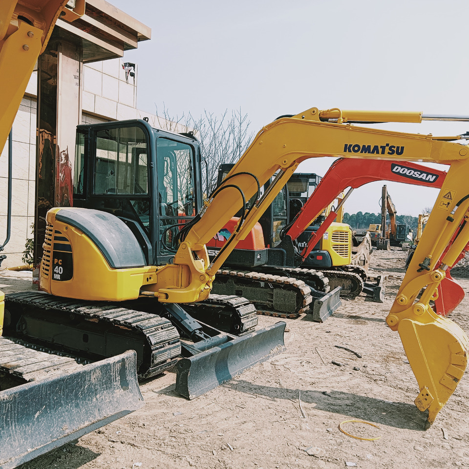 Komatsu Mini Excavation PC40MR - Мини-экскаватор: фото 4 Komatsu Mini Excavation PC40MR - Мини-экскаватор: фото 4