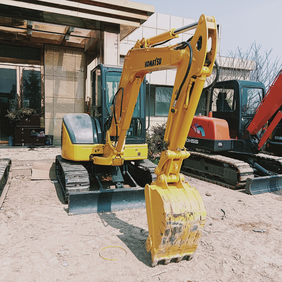Komatsu Mini Excavation PC40MR - Мини-экскаватор: фото 2 Komatsu Mini Excavation PC40MR - Мини-экскаватор: фото 2