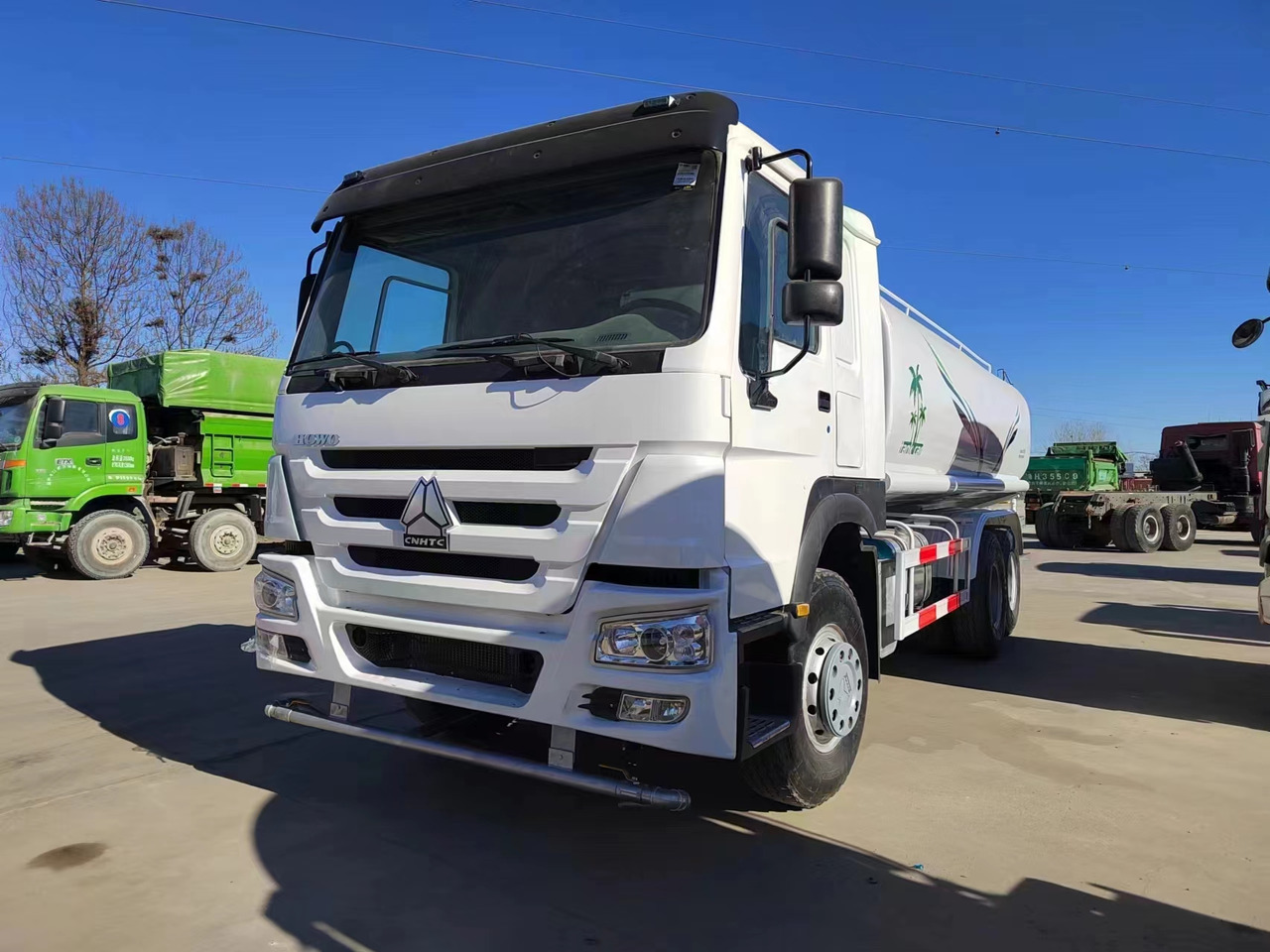 SINOTRUK HOWO Water Tanker CLICK HERE FOR DISCOUNT - Грузовик-цистерна: фото 2 SINOTRUK HOWO Water Tanker CLICK HERE FOR DISCOUNT - Грузовик-цистерна: фото 2