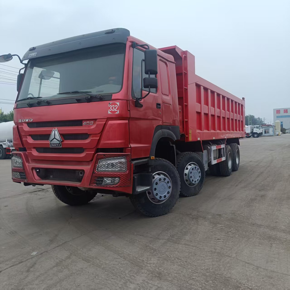 SINOTRUK howo 8x4 - Самосвал: фото 1 SINOTRUK howo 8x4 - Самосвал: фото 1