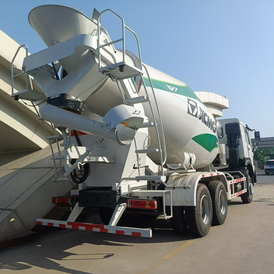 HOWO 6*4 Cement Mixer Truck - Строительная техника: фото 4 HOWO 6*4 Cement Mixer Truck - Строительная техника: фото 4