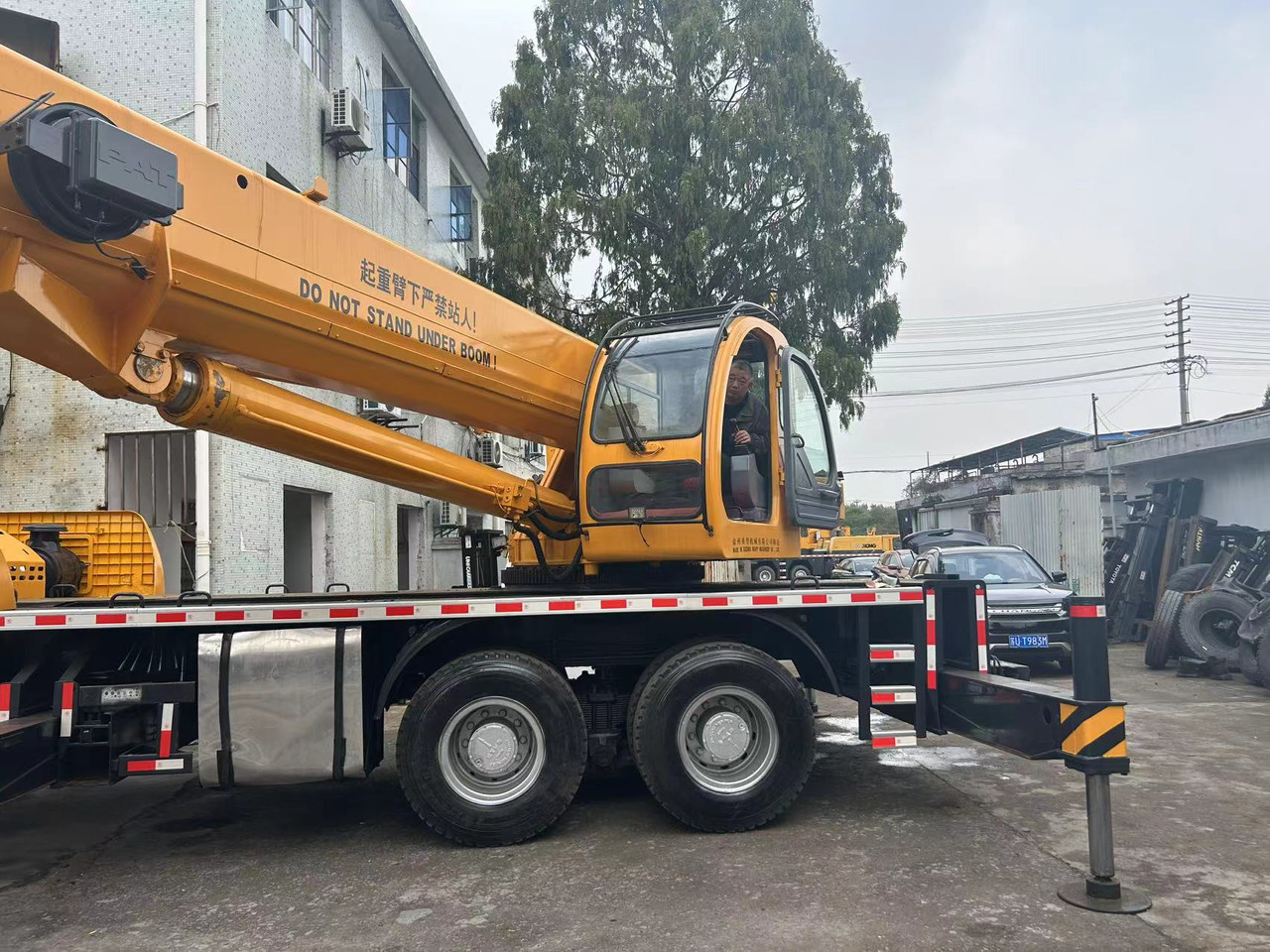 Кран XCMG Crane QY25K: фото 6