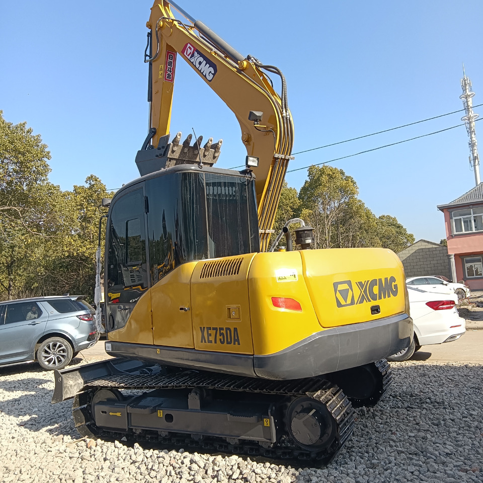 XCMG XE75DA - Гусеничный экскаватор: фото 1 XCMG XE75DA - Гусеничный экскаватор: фото 1