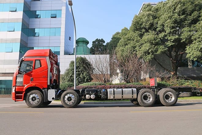 FAW Faw J6P 420 Truck New Model for Sale in Ghana - Грузовик-шасси: фото 2 FAW Faw J6P 420 Truck New Model for Sale in Ghana - Грузовик-шасси: фото 2