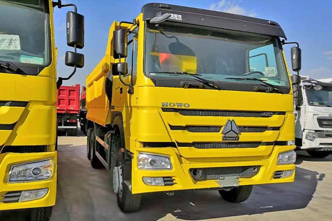 SINOTRUK Howo 400 10 Wheeler Dump Truck for Sale Price in Sierra Leone - Самосвал: фото 1 SINOTRUK Howo 400 10 Wheeler Dump Truck for Sale Price in Sierra Leone - Самосвал: фото 1
