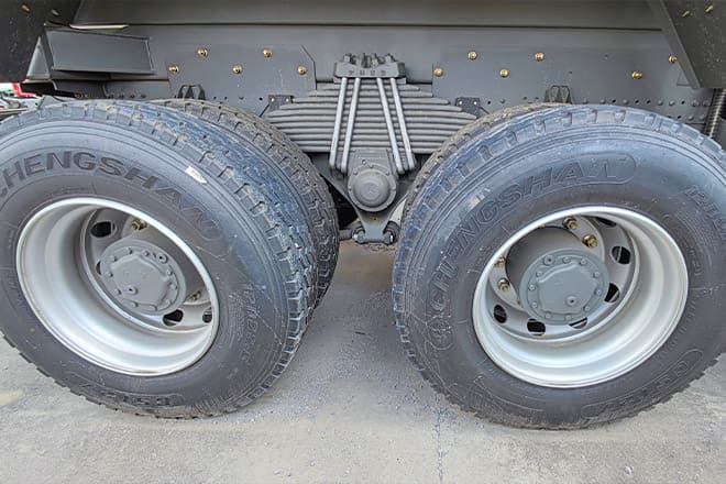 SINOTRUK Howo 400 10 Wheeler Tipper Truck for Sale in Côte d'Ivoire - Самосвал: фото 5 SINOTRUK Howo 400 10 Wheeler Tipper Truck for Sale in Côte d'Ivoire - Самосвал: фото 5