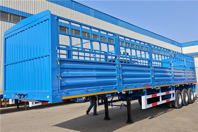 TITAN 3 Axle Livestock Semi Trailer for Sale In Kenya - Полуприцеп для перевозки животных: фото 1 TITAN 3 Axle Livestock Semi Trailer for Sale In Kenya - Полуприцеп для перевозки животных: фото 1
