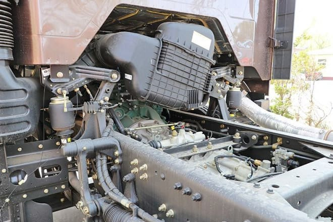 FAWA FAW Truck J6P New Model for Sale in Sierra Leone - Тягач: фото 2 FAWA FAW Truck J6P New Model for Sale in Sierra Leone - Тягач: фото 2