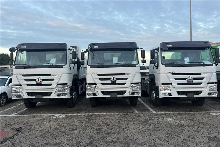 SINOTRUK Howo Truck Price - 400hp 10 Wheeler for Sale In Cameroon - Тягач: фото 2 SINOTRUK Howo Truck Price - 400hp 10 Wheeler for Sale In Cameroon - Тягач: фото 2