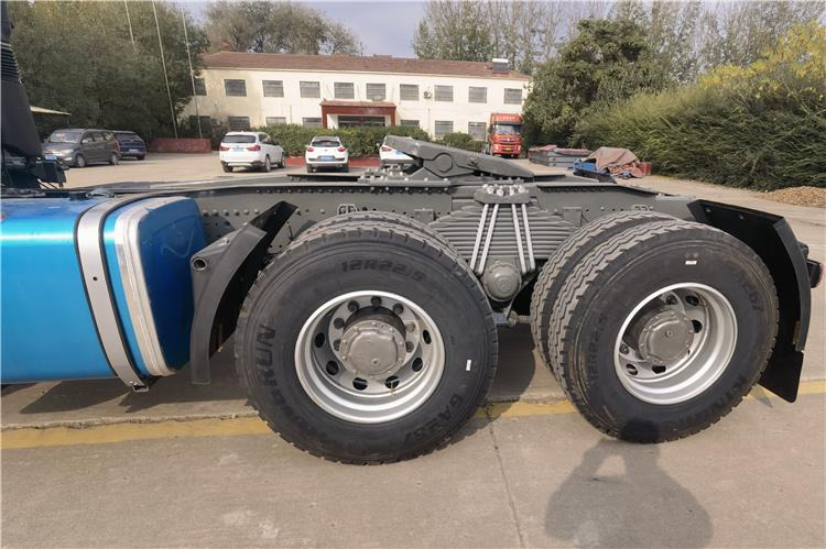 SINOTRUK Used Howo 380HP Truck Tractor for Sale In Senegal - Тягач: фото 5 SINOTRUK Used Howo 380HP Truck Tractor for Sale In Senegal - Тягач: фото 5