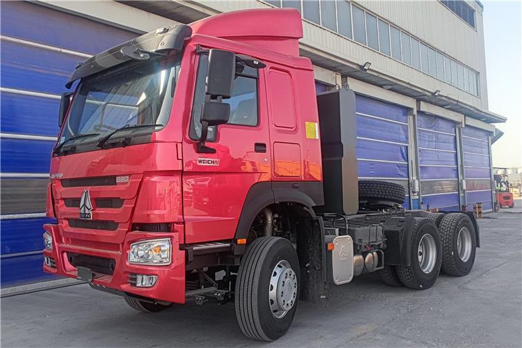 Sinotruk Howo 380hp 6x4 truck tractor for sale in Congo - Тягач: фото 3 Sinotruk Howo 380hp 6x4 truck tractor for sale in Congo - Тягач: фото 3