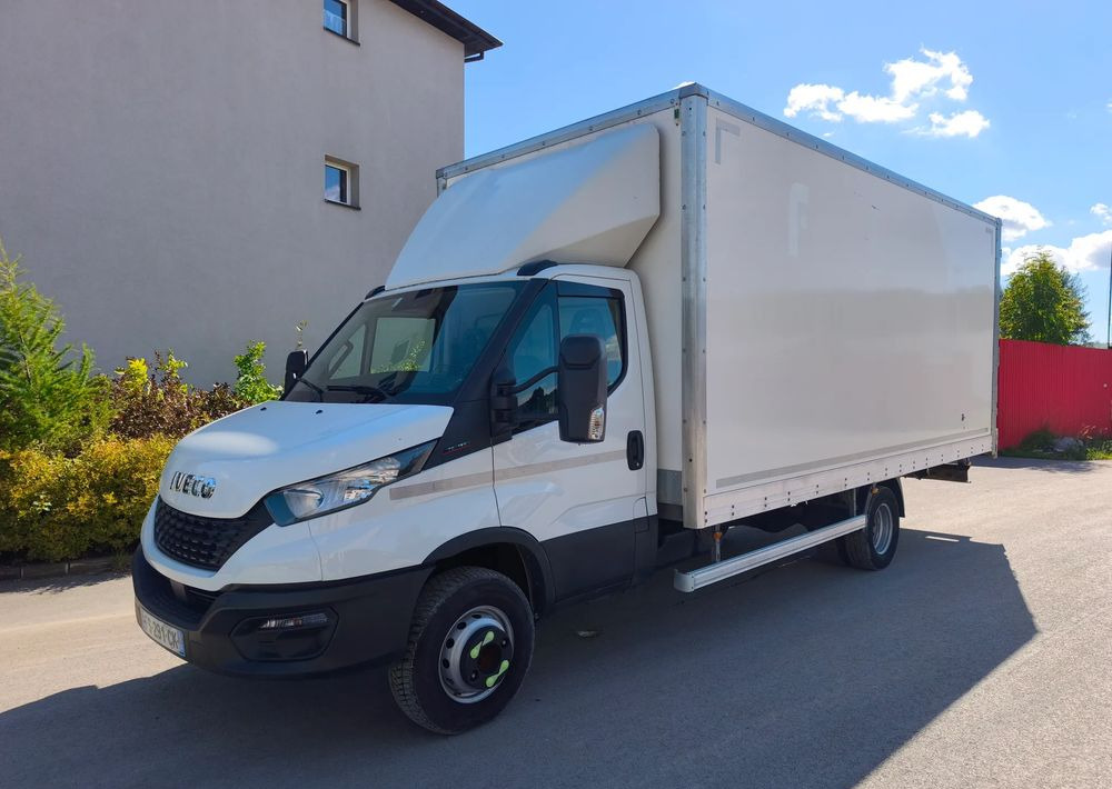 Iveco DAILY 70C18 KONTENER 5,5M obsługa silnika nowy rozrząd - Грузовик с закрытым кузовом: фото 1 Iveco DAILY 70C18 KONTENER 5,5M obsługa silnika nowy rozrząd - Грузовик с закрытым кузовом: фото 1