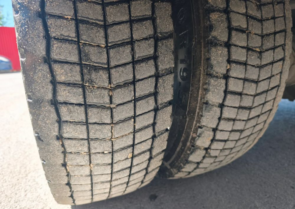 Renault GAMA D 12.210  chłodnia izoterma 14 palet poduszka - Рефрижератор: фото 3 Renault GAMA D 12.210  chłodnia izoterma 14 palet poduszka - Рефрижератор: фото 3