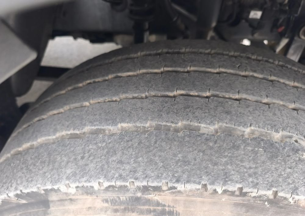 Renault GAMA D 14.210  chłodnia izoterma 16 palet poduszka - Рефрижератор: фото 5 Renault GAMA D 14.210  chłodnia izoterma 16 palet poduszka - Рефрижератор: фото 5