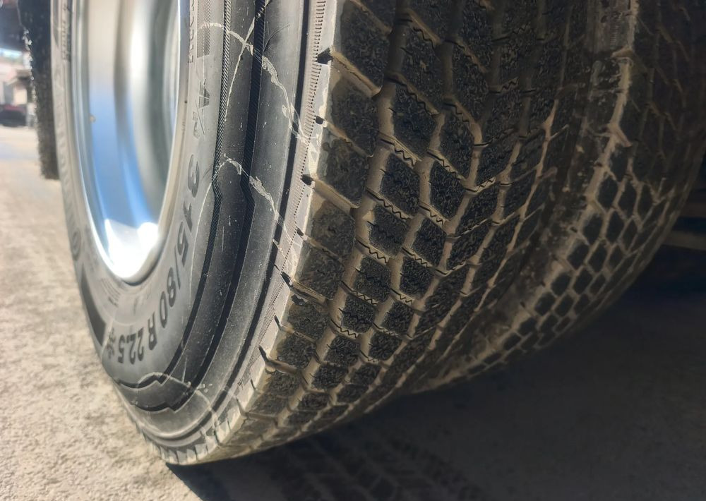 Renault GAMA D 18.320  chłodnia izoterma 19 palet - Рефрижератор: фото 5 Renault GAMA D 18.320  chłodnia izoterma 19 palet - Рефрижератор: фото 5