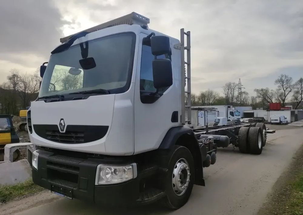 Renault Premium 26.380 Dxi  6x2 rama do zabudowy - Грузовик-шасси: фото 2 Renault Premium 26.380 Dxi  6x2 rama do zabudowy - Грузовик-шасси: фото 2