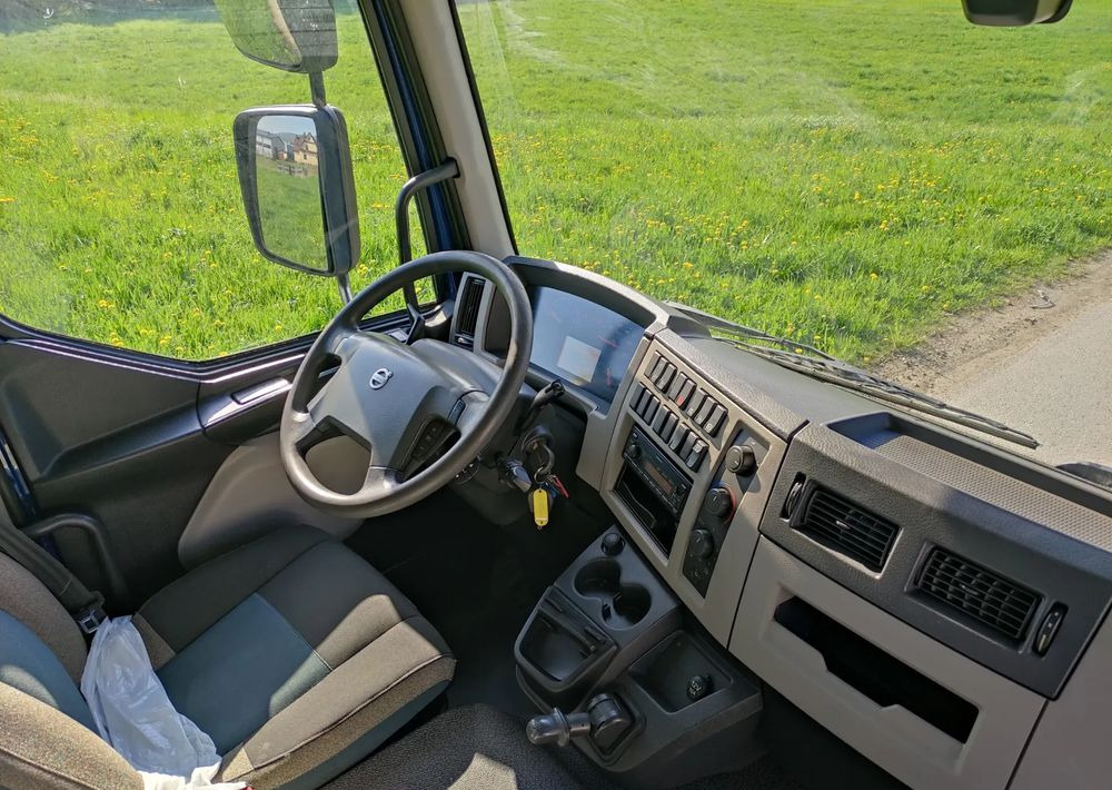 Грузовик с закрытым кузовом Volvo FL 12.240 klima blokada kontener 18 pal kurierka: фото 11