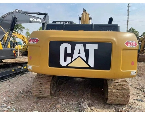 Гусеничный экскаватор 2022 Caterpillar 330D2: фото 8
