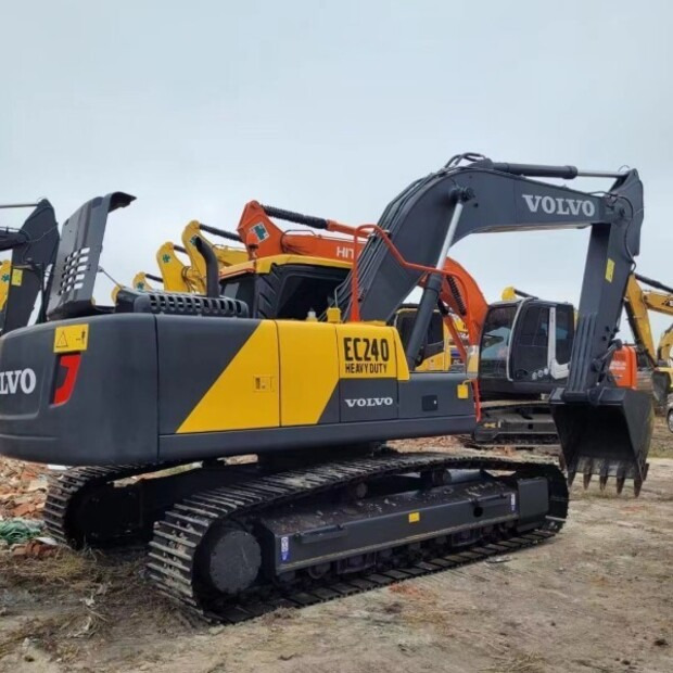 2022 Volvo EC240 - Гусеничный экскаватор: фото 2 2022 Volvo EC240 - Гусеничный экскаватор: фото 2