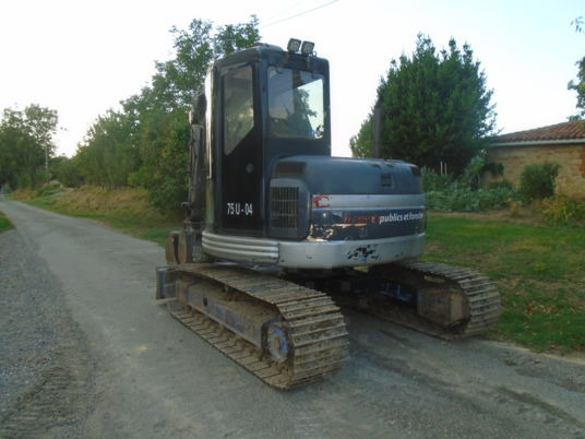 Hitachi ex75-3 - Мини-экскаватор: фото 3 Hitachi ex75-3 - Мини-экскаватор: фото 3