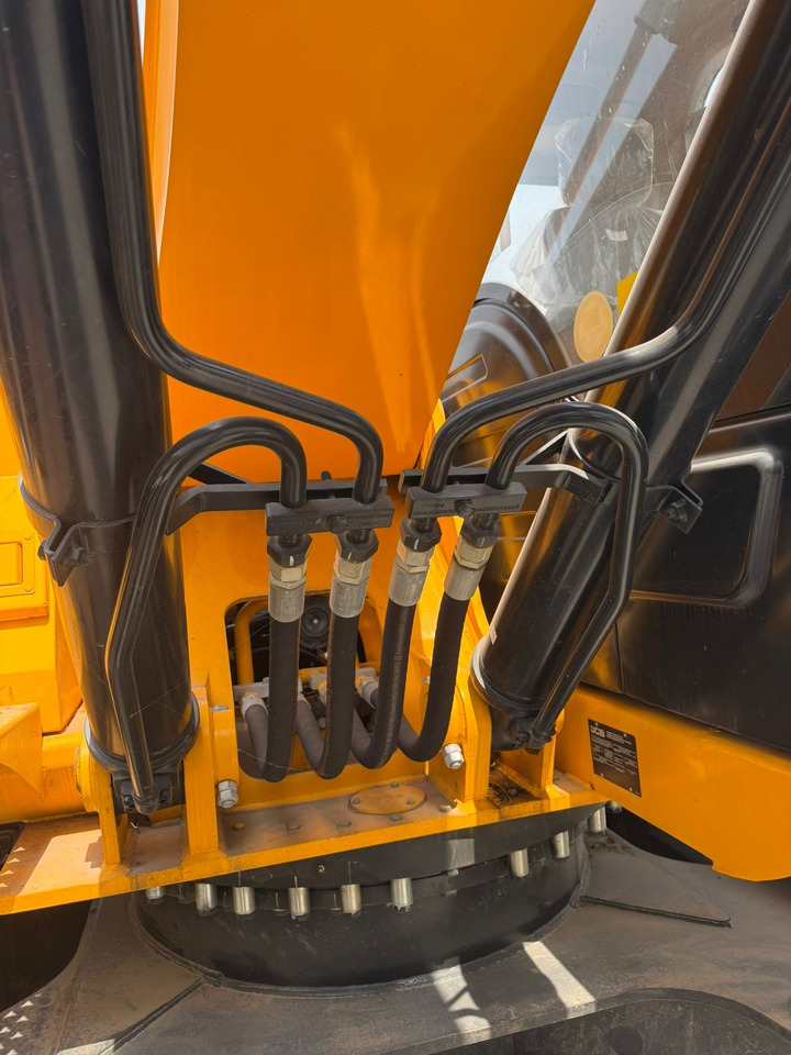 Экскаватор JCB 225: фото 10