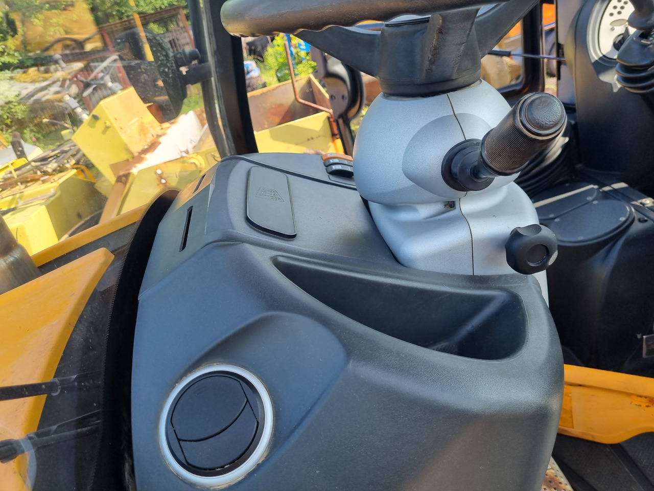 Экскаватор-погрузчик JCB 4CX: фото 8 Экскаватор-погрузчик JCB 4CX: фото 8