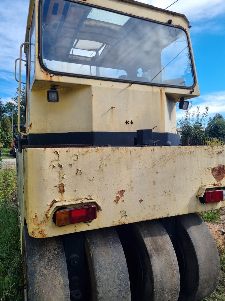 Stavostroj GRW 101 - Пневмоколесный каток: фото 4 Stavostroj GRW 101 - Пневмоколесный каток: фото 4