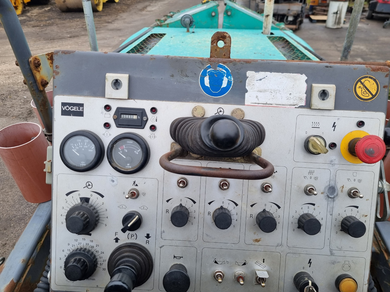 VÖGELE SUPER 800 - Асфальтоукладчик: фото 4 VÖGELE SUPER 800 - Асфальтоукладчик: фото 4