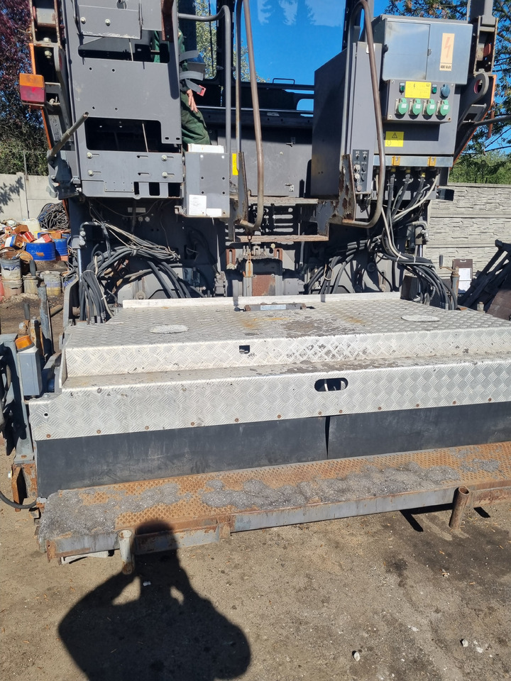 VOLVO TITAN 6870 - Асфальтоукладчик: фото 1 VOLVO TITAN 6870 - Асфальтоукладчик: фото 1