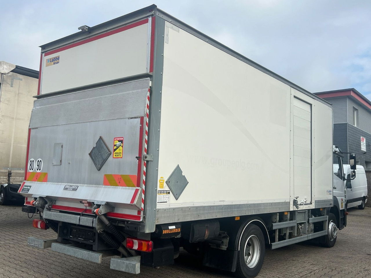 Mercedes-Benz Atego 1218 L Classic-Vermietung möglich-ADR-LBW - Грузовик с закрытым кузовом: фото 3 Mercedes-Benz Atego 1218 L Classic-Vermietung möglich-ADR-LBW - Грузовик с закрытым кузовом: фото 3