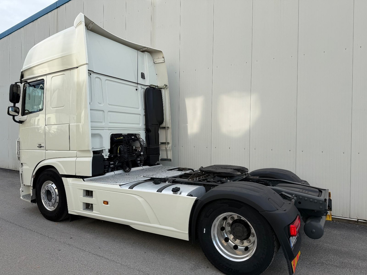 DAF XF 530 Vollausstattung Vollluft 2l-Hydraulik - Тягач: фото 4 DAF XF 530 Vollausstattung Vollluft 2l-Hydraulik - Тягач: фото 4