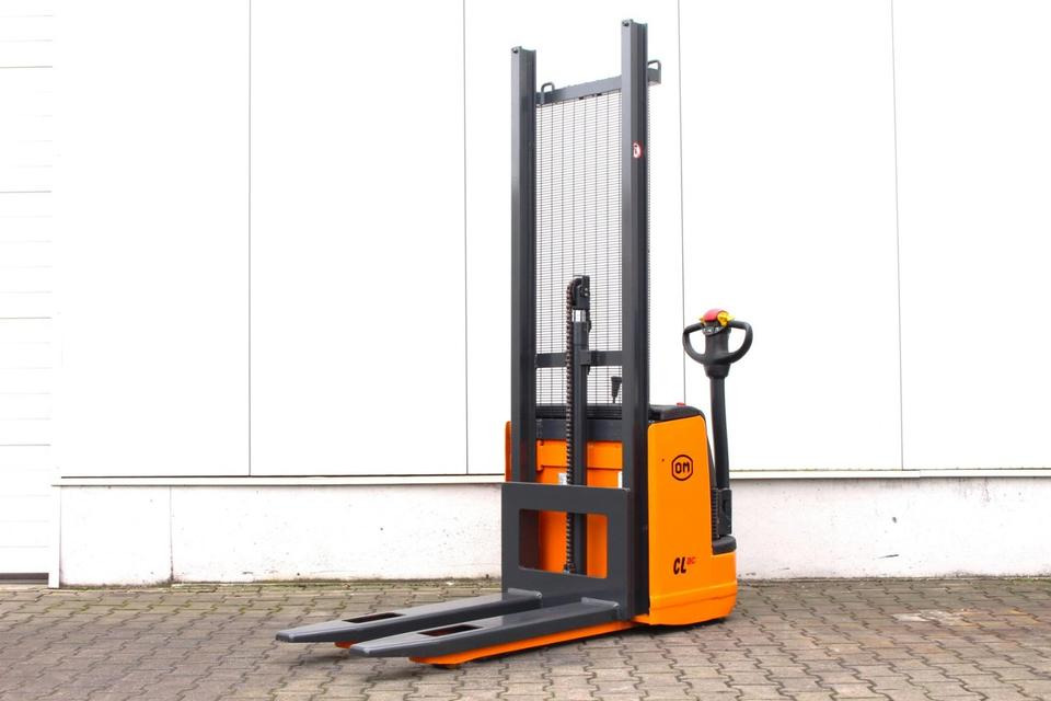 OM CL10,5ac - Batterie NEU - Штабелер: фото 1 OM CL10,5ac - Batterie NEU - Штабелер: фото 1