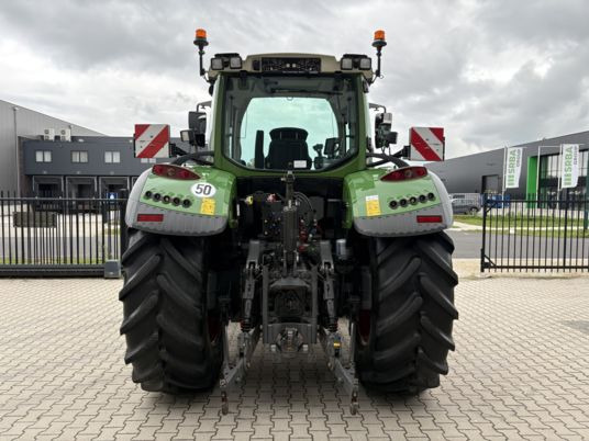Fendt 720 VARIO S4 POWER - Трактор: фото 4 Fendt 720 VARIO S4 POWER - Трактор: фото 4