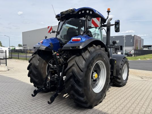 New Holland T7.300 PLMi - Трактор: фото 3 New Holland T7.300 PLMi - Трактор: фото 3