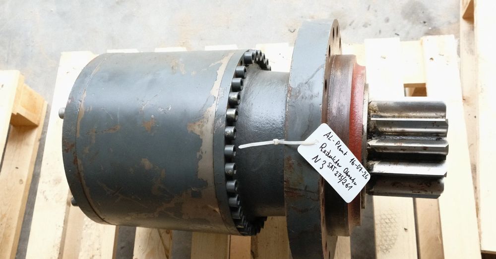 Reduktor obrotu R906,R916,R922,R926,R950 LH 30 SAT 215/251 do koparki liebherr A314,A316 ,R313,R317 R 900,R902 - Запчасти: фото 1 Reduktor obrotu R906,R916,R922,R926,R950 LH 30 SAT 215/251 do koparki liebherr A314,A316 ,R313,R317 R 900,R902 - Запчасти: фото 1