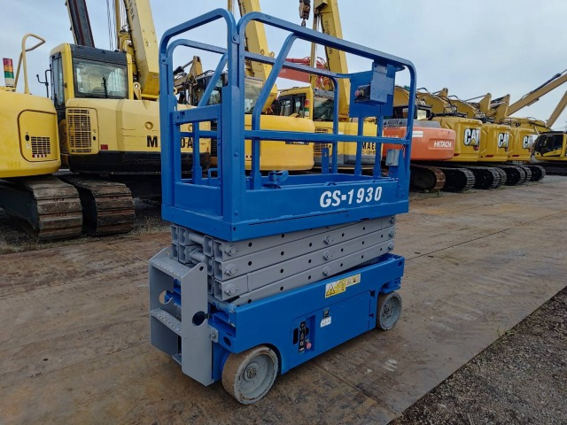 GENIE GS-1930 - Ножничный подъемник: фото 5 GENIE GS-1930 - Ножничный подъемник: фото 5