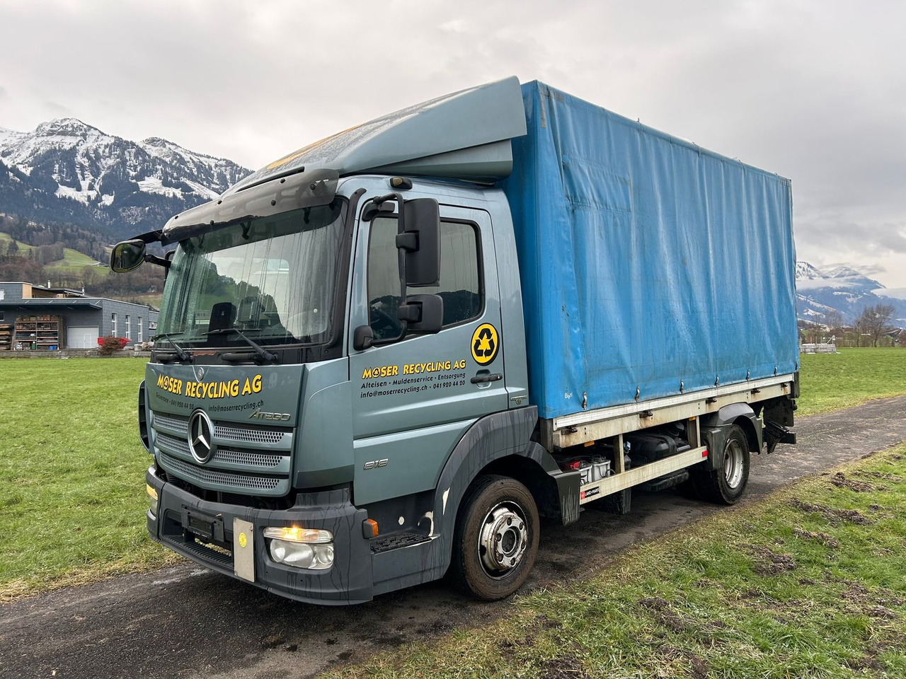 MERCEDES-BENZ Atego 818 - Тентованный грузовик: фото 1 MERCEDES-BENZ Atego 818 - Тентованный грузовик: фото 1