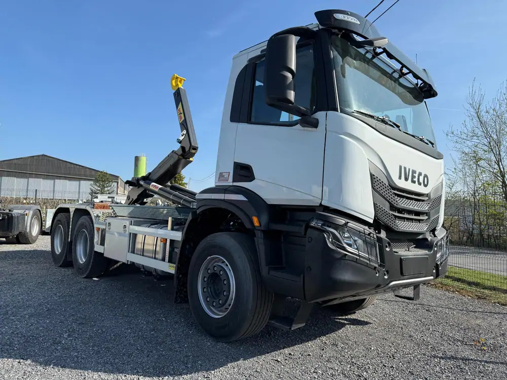 Iveco AD300T48 HYVALIFT 20 TONS*pare-choc hydraulique - Крюковой мультилифт: фото 2 Iveco AD300T48 HYVALIFT 20 TONS*pare-choc hydraulique - Крюковой мультилифт: фото 2